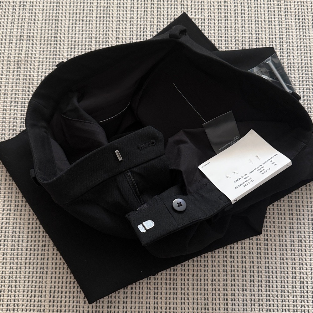 Uniqlo Women Smart Ankle Pants - Picture 4 of 4